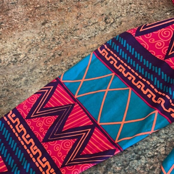 TC NWOT LuLaRoe Leggings AA31 5017 - Picture 2 of 3